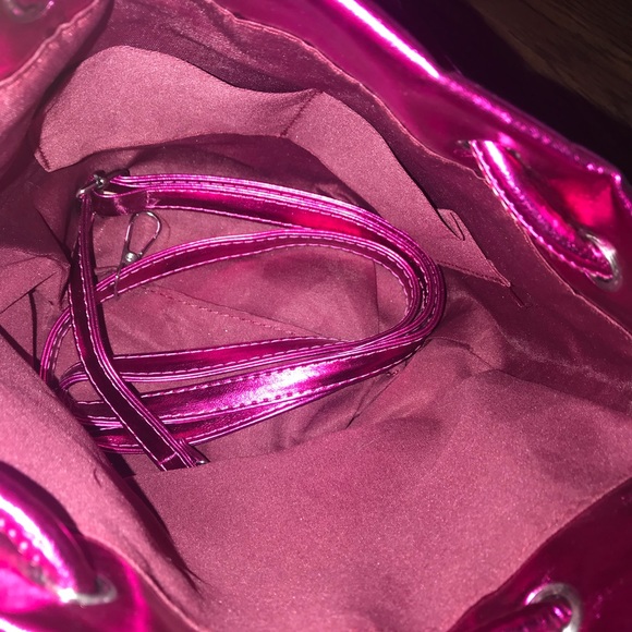 Small Metallic Pink Bucket Bag - Picture 3 of 3